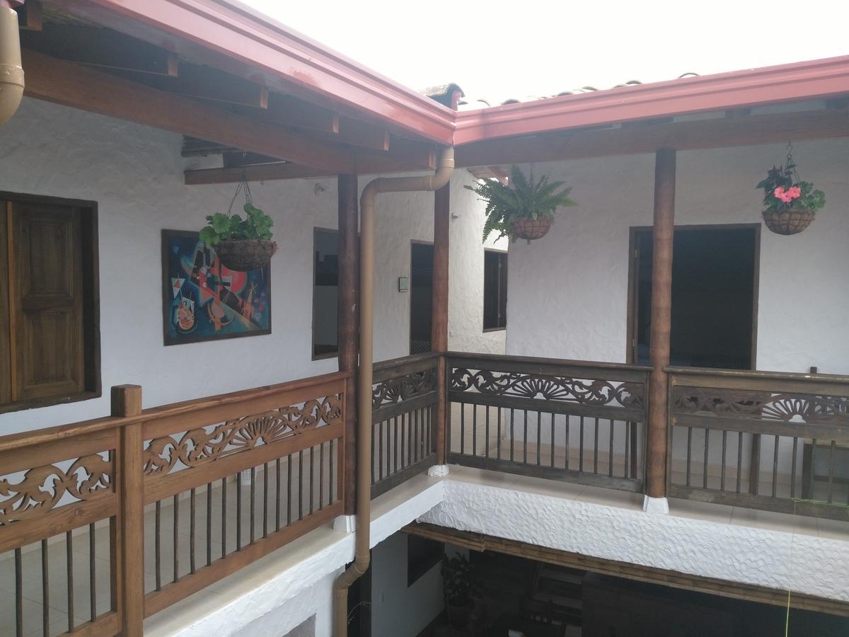 Sergeant Pepper'S Hostel Jardín Extérieur photo