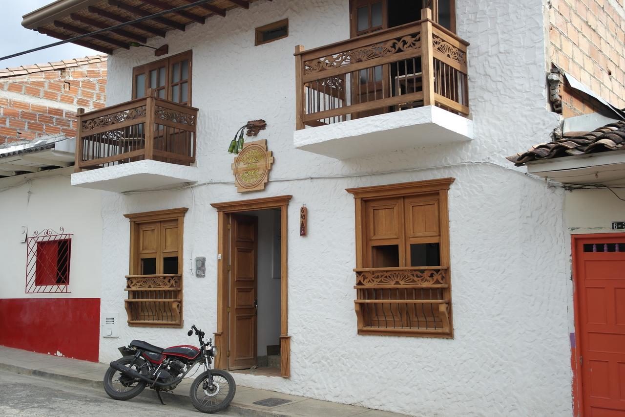 Sergeant Pepper'S Hostel Jardín Extérieur photo